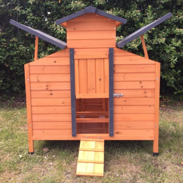 Chicken Coop for 4 to 6 Hens FSC Certified Wood with Opening Roof